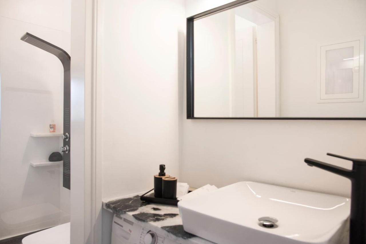 Вілла White New 1Bd House With Private Jacuzzi In Isterni Isterni  Екстер'єр фото